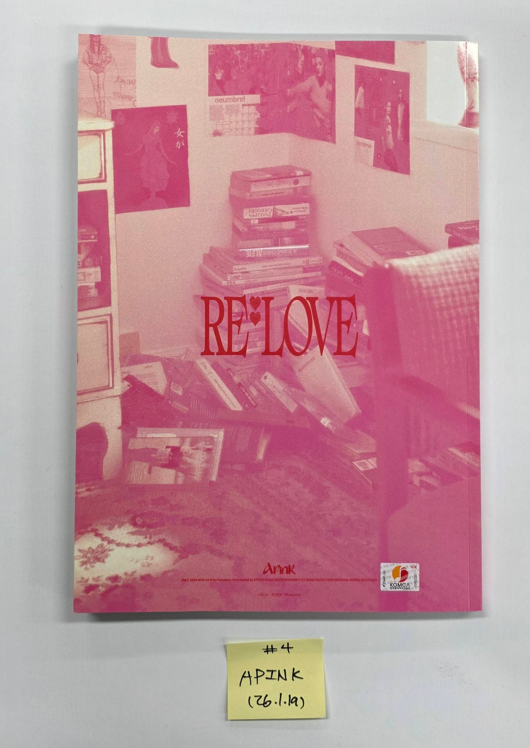 Apink "RE : LOVE", CHUU "XO, My Cyberlove" - Hand Autographed(Signed) Promo Album [26.1.19]