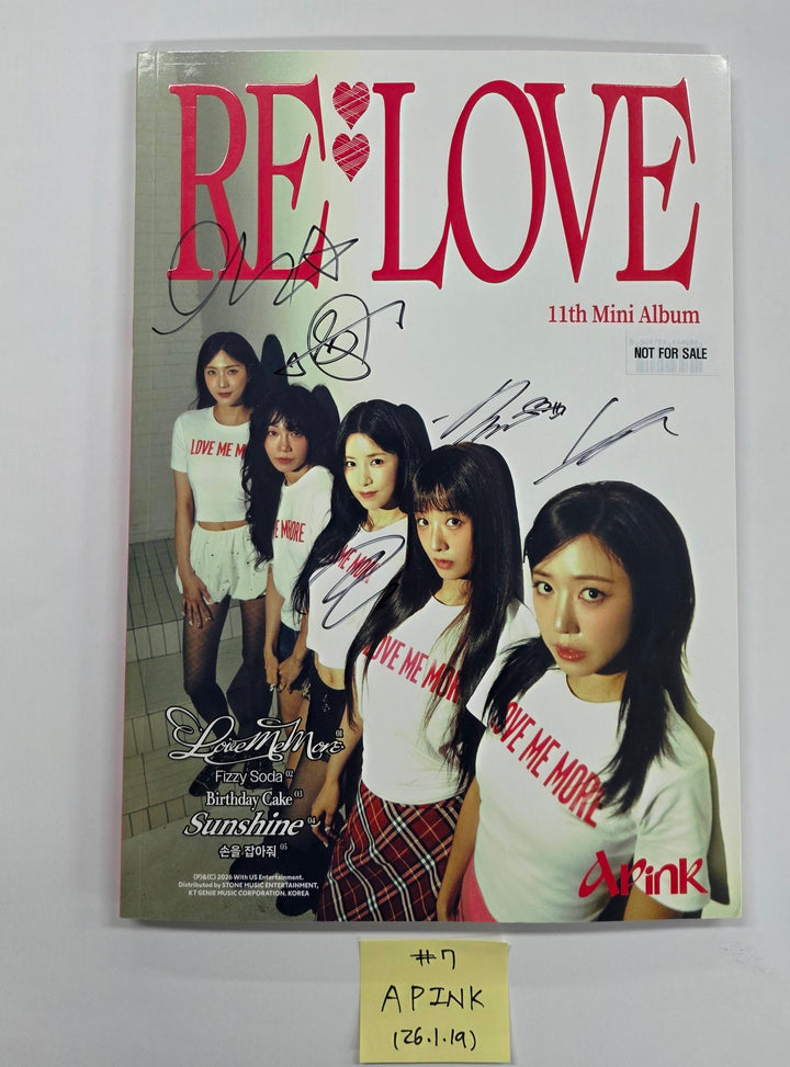 Apink "RE : LOVE", CHUU "XO, My Cyberlove" - Hand Autographed(Signed) Promo Album [26.1.19]