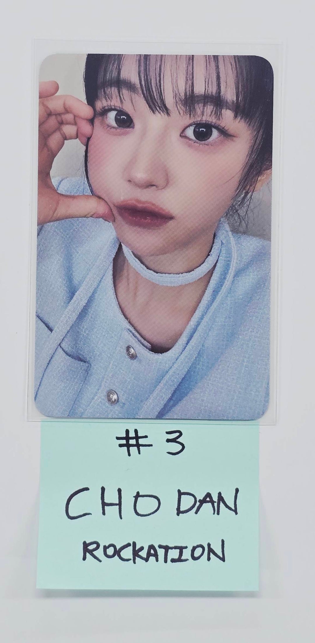 QWER "Rockation" - Official Photocard [26.1.21]