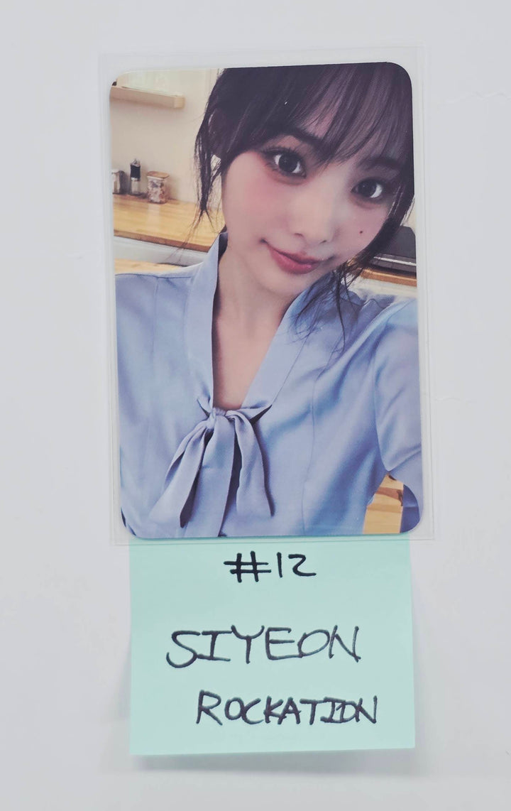 QWER "Rockation" - Official Photocard [26.1.21]