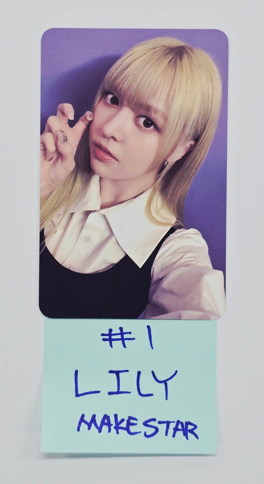 NMIXX "Blue Valentine" - Makestar Fansign Event Photocard (1) [26.1.21]