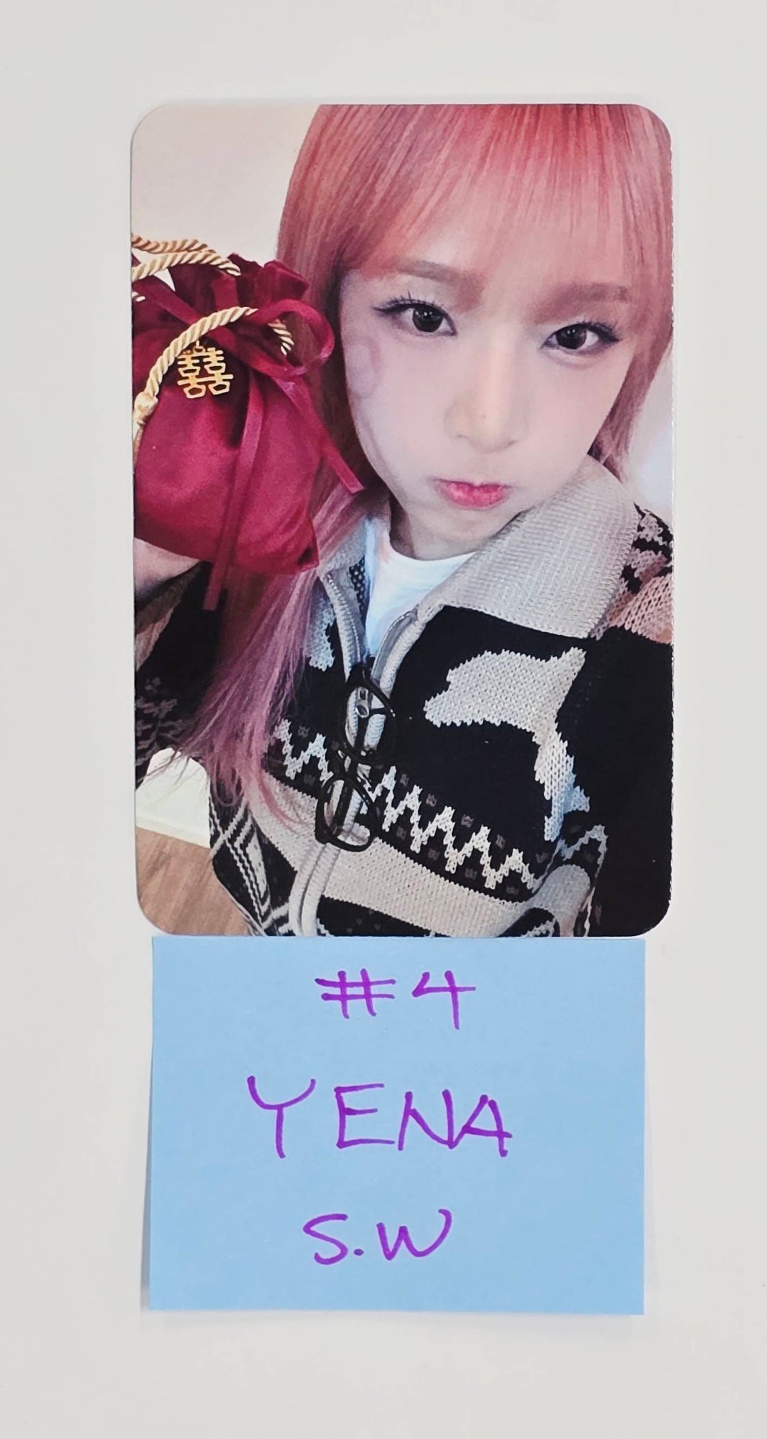 YENA - Soundwave Fansign Event Photocard [26.1.22]
