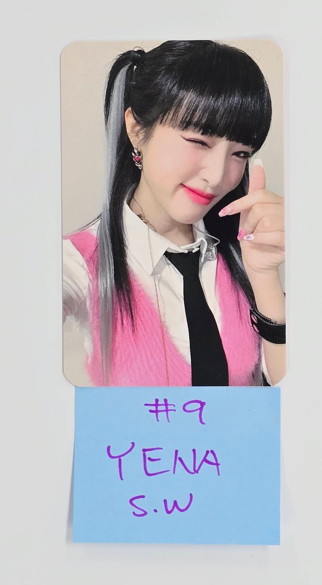 YENA - Soundwave Fansign Event Photocard [26.1.22]