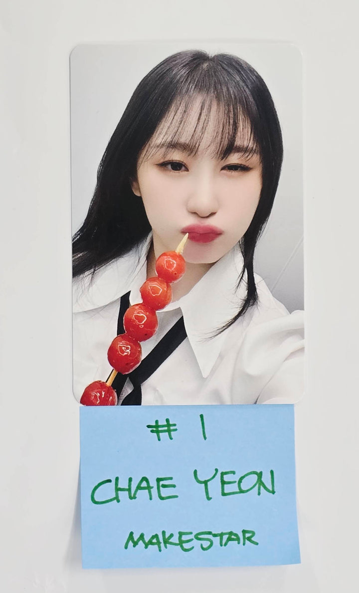 Lee Chae Yeon "The Move Street" - Makestar Fansign Event Photocard [26.1.22]