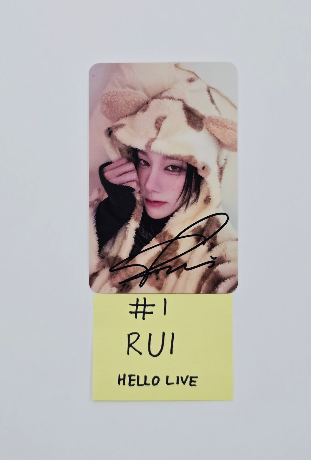 XLOV "UXLXVE" - Hand Autographed(Signed) Photocard [26.01.23]