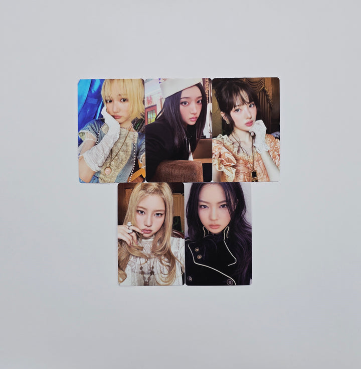 KiiiKiii "Delulu Pack" - Official Photocard (bubble ver.) [26.01.29]
