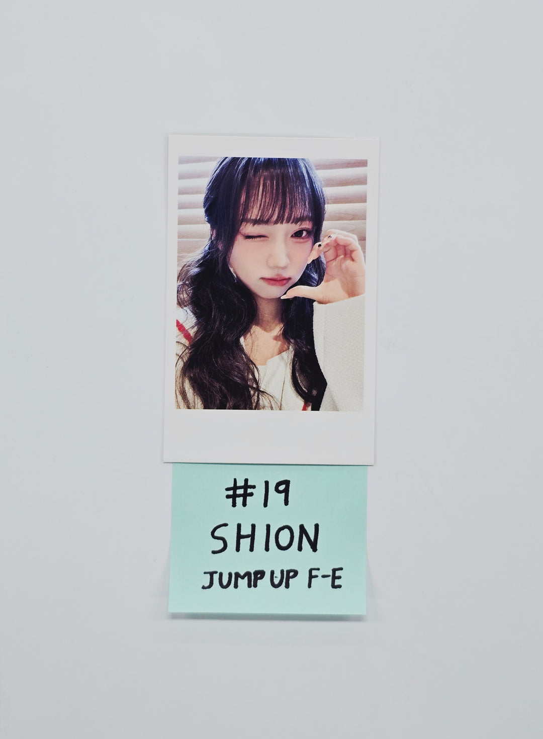 Triples_msnz "Beyond Beauty" - Jump UP Fansign Event Polaroid type Photocard R3 (Objekt Music Album ver.) [26.01.30]