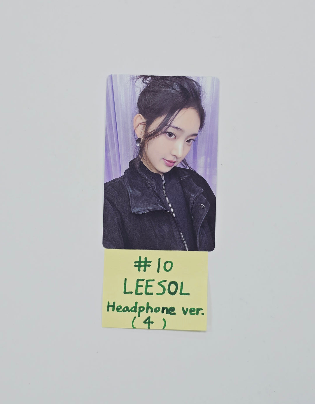 KiiiKiii "Delulu Pack" - Official Photocard (calender, crystal ball, headphone ver.) [26.02.02]
