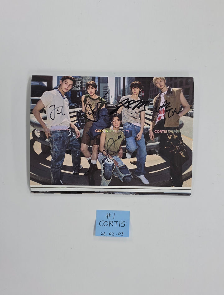 CORTIS "COLOR OUTSIDE THE LINES" - Hand Autographed(Signed) Promo Album [26.02.03]