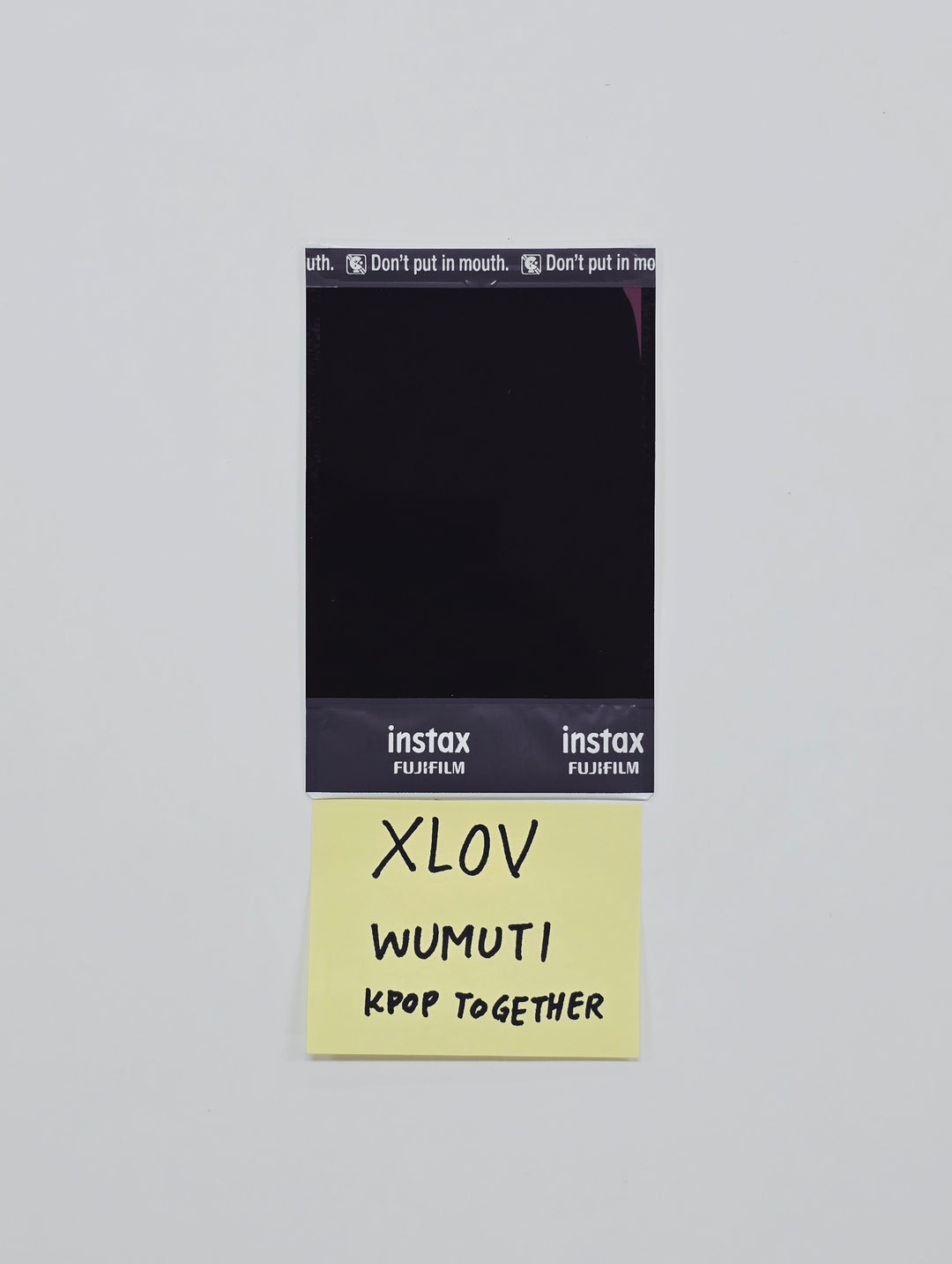 WUMUTI (of XLOV) "UXLXVE" - Hand Autograhped(Signed) Polaroid [26.02.04]