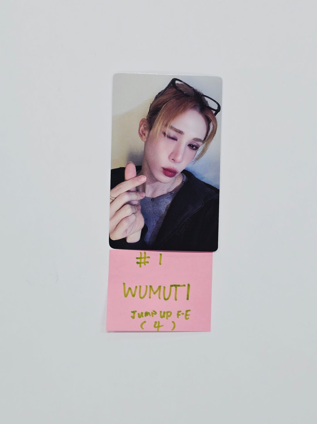 XLOV "UXLXVE" - Jump UP Fansign Event Photocard R10 [26.02.05]