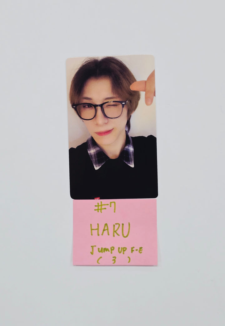 XLOV "UXLXVE" - Jump UP Fansign Event Photocard R10 [26.02.05]