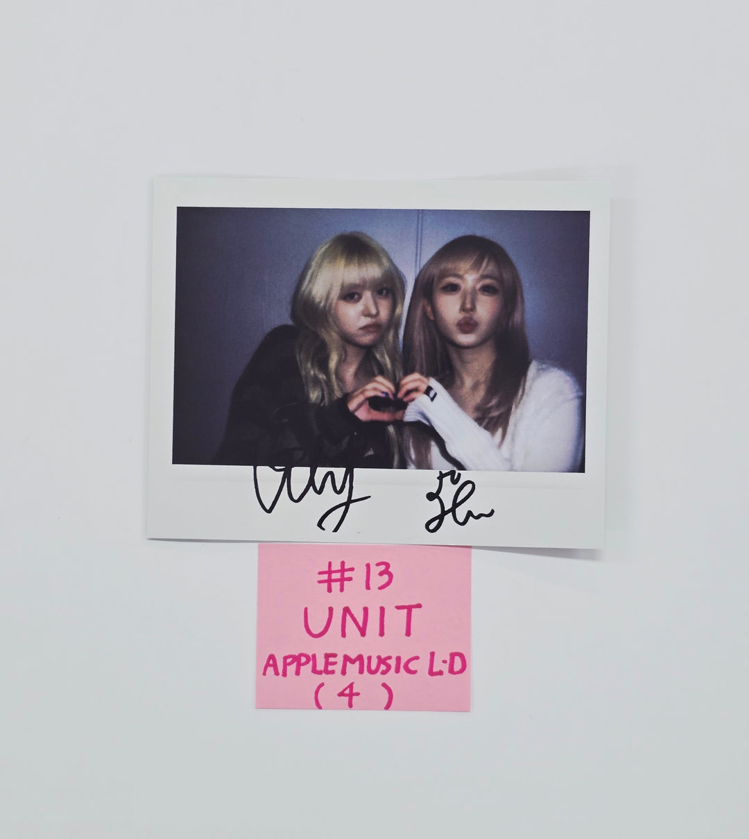 NMIXX "Blue Valentine" - Apple Music Lucky Draw Event Photocard, Polaroid type Photocard R4 [26.02.05]