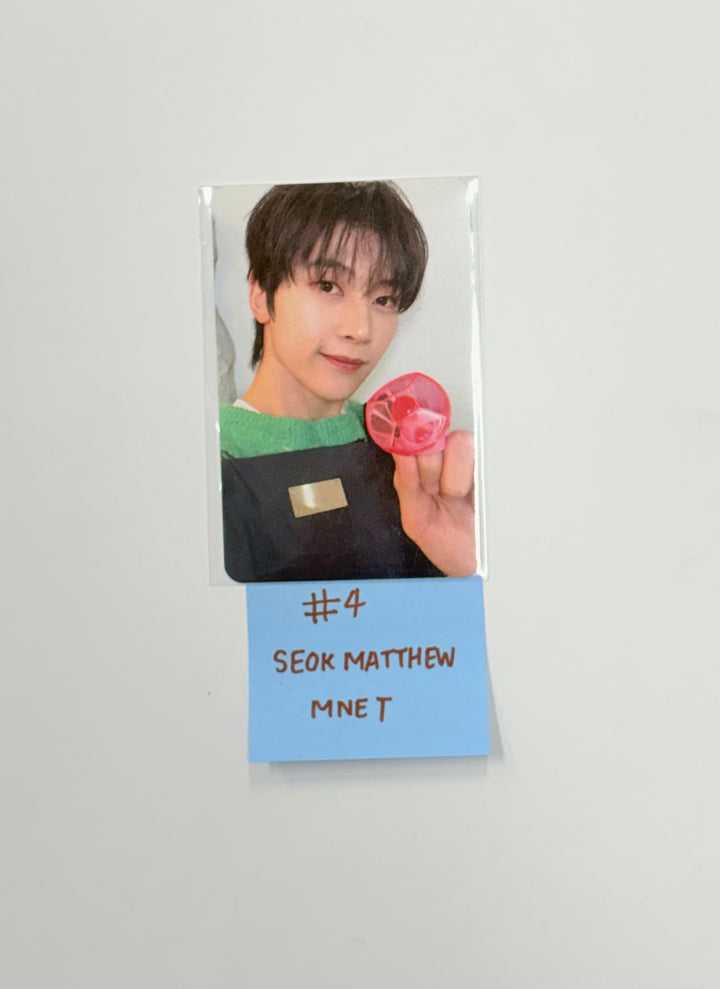 ZeroBaseOne "RE-FLOW" - Mnet Merch Pre-Order Benefit Photocard [26.02.06]