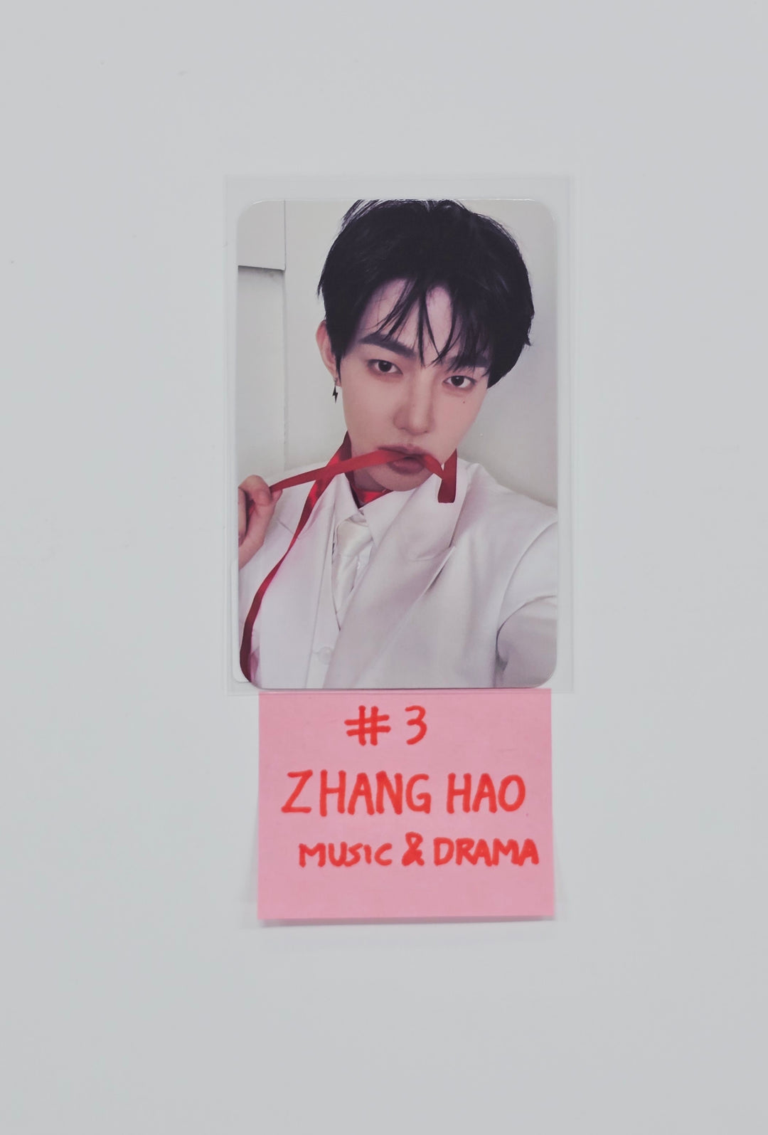 ZeroBaseOne "RE-FLOW" - Music &amp; Drama Pre-Order Benefit Photocard [26.02.10]