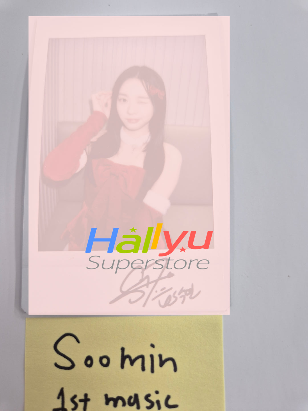Soomin (of TripleS) - Hand Autographed(Signed) Polaroid [26.02.19]