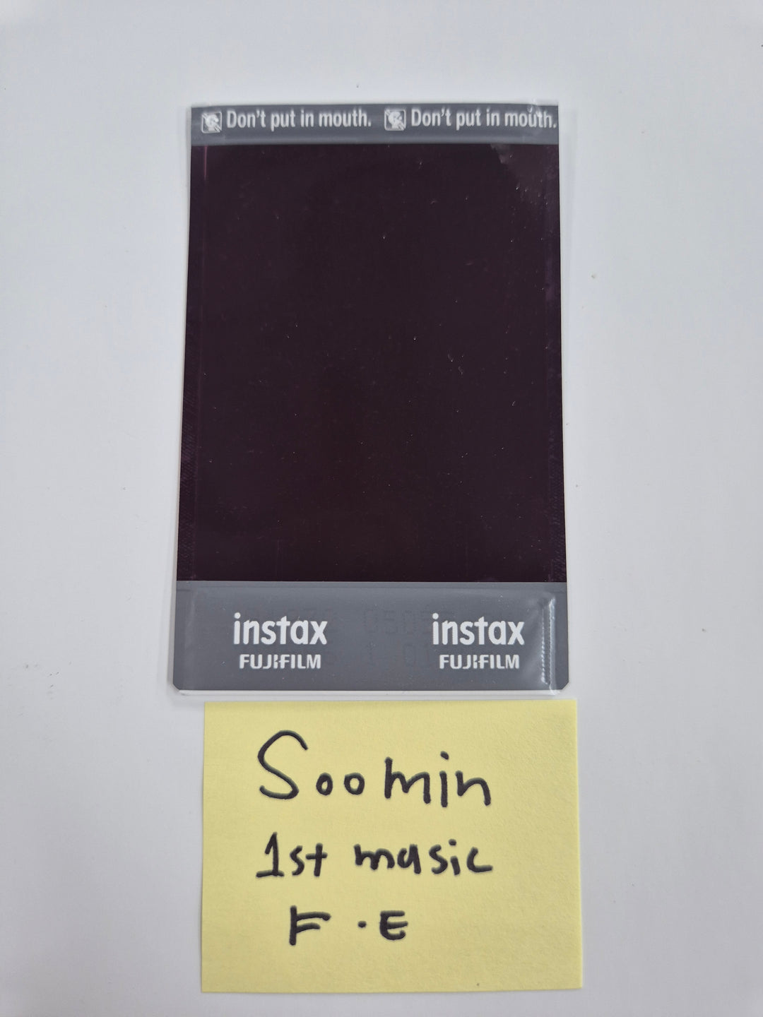 Soomin (of TripleS) - Hand Autographed(Signed) Polaroid [26.02.19]