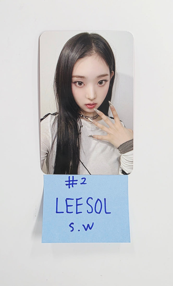 KiiiKiii "Delulu Pack" - Soundwave Fansign Event Photocard [26.02.19]