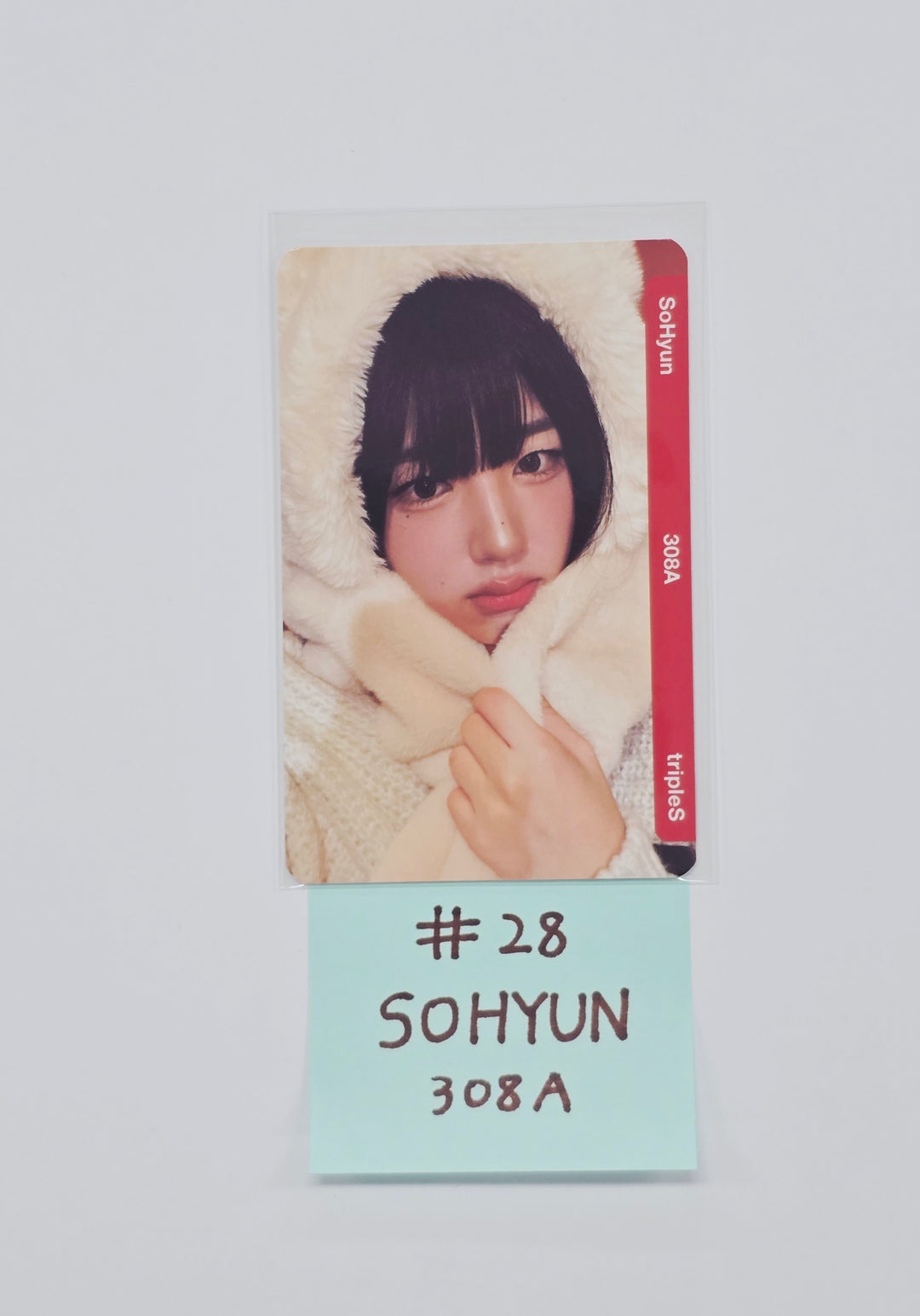 Triples_msnz "Beyond Beauty" - TripleS msnz X Lotte Home Shopping Double Class Objekt Photocard (Objekt Music Album ver.) (2) [26.02.20]