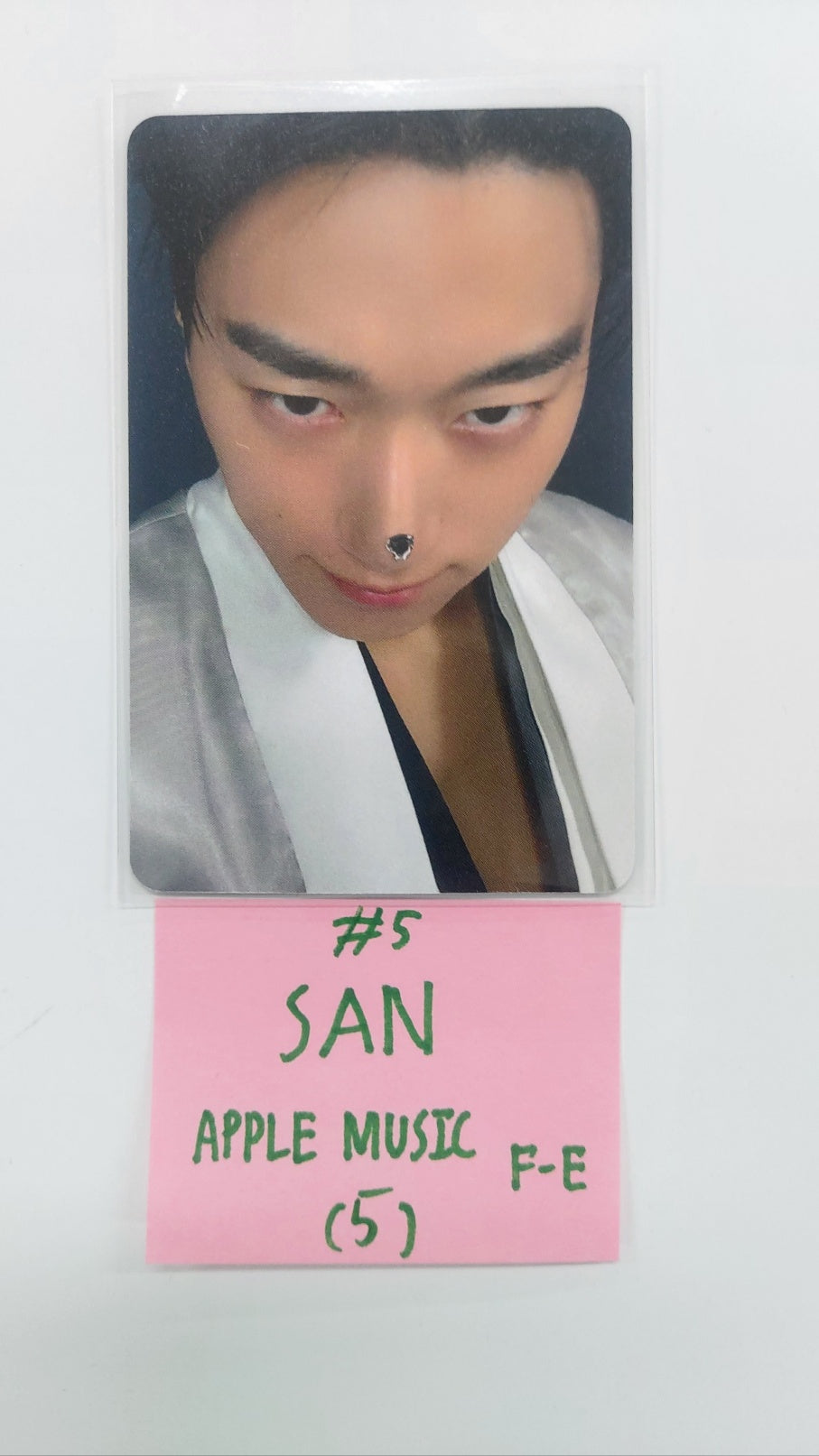 ATEEZ "GOLDEN HOUR : Part.4" - Apple Music Fansign Event Photocard [26.02.23]