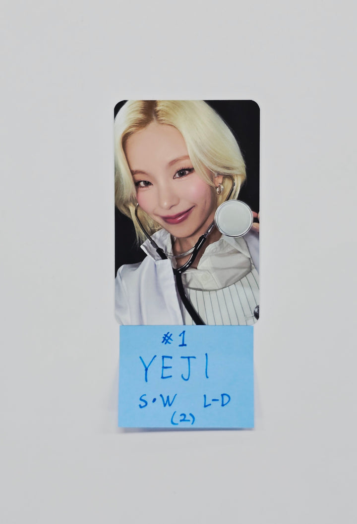 ITZY "TUNNEL VISION" - Soundwave Lucky Draw Event Photocard [26.02.27]