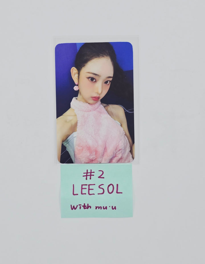KiiiKiii "Delulu Pack" - Withmuu Fansign Event Photocard [26.03.03]