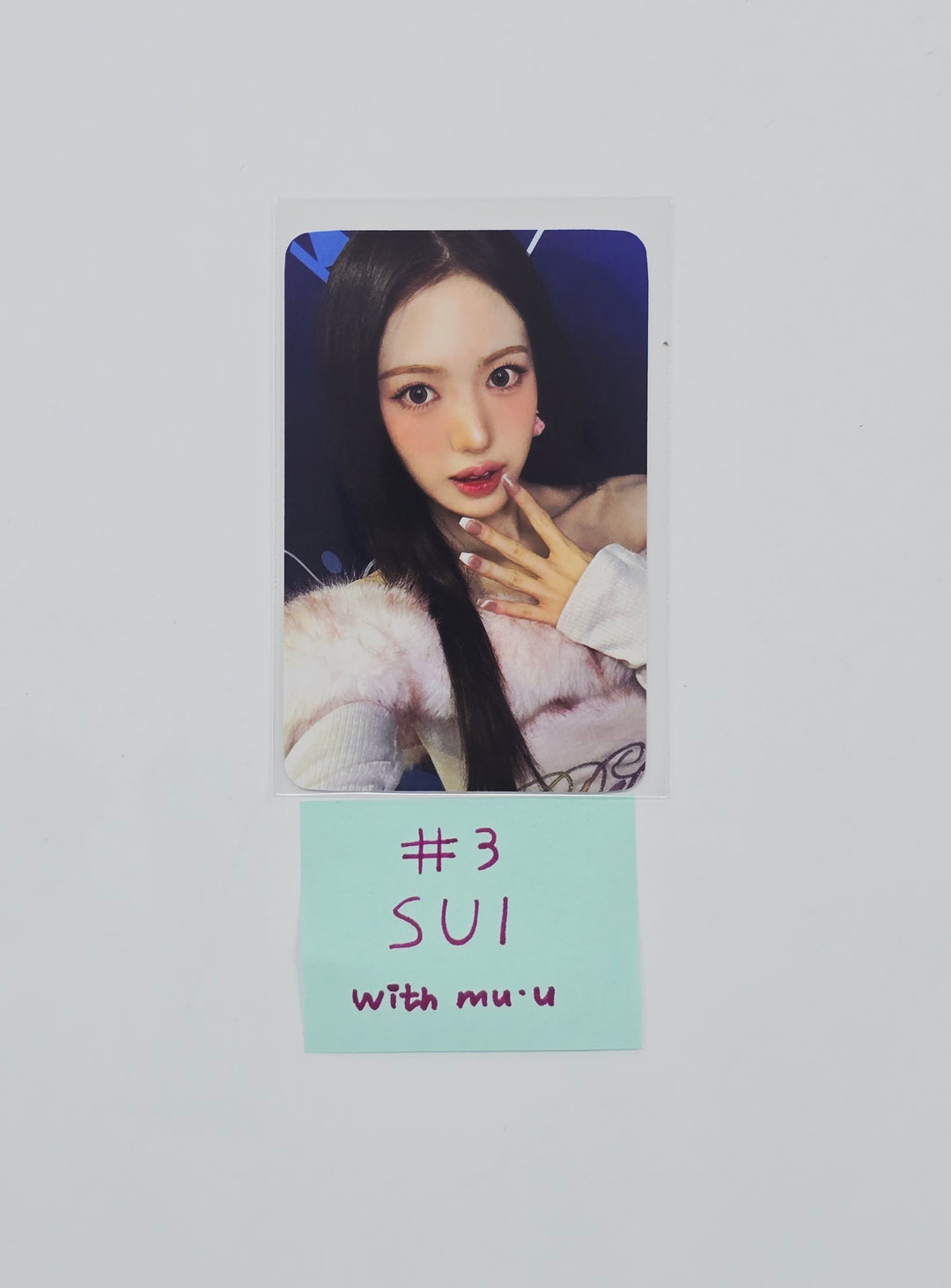 KiiiKiii "Delulu Pack" - Withmuu Fansign Event Photocard [26.03.03]