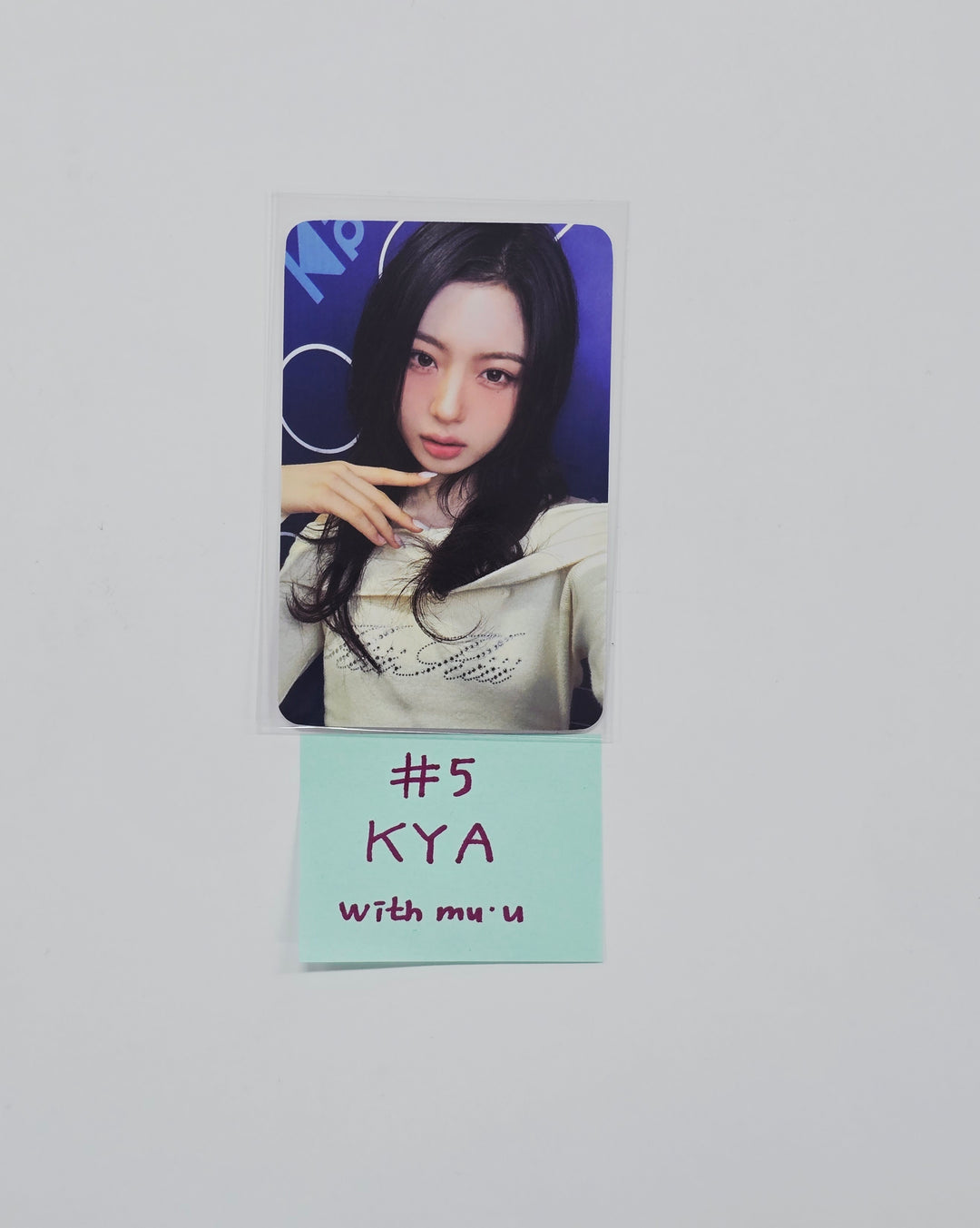 KiiiKiii "Delulu Pack" - Withmuu Fansign Event Photocard [26.03.03]