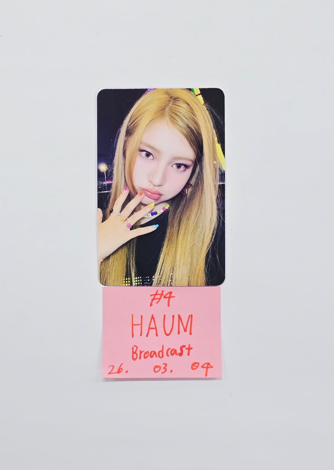 KiiiKiii - Broadcast Photocard [26.03.04]