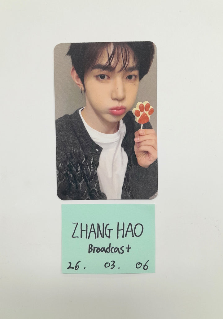 ZHANG HAO (of ZeroBaseOne) - Broadcast Photocard [26.03.06]