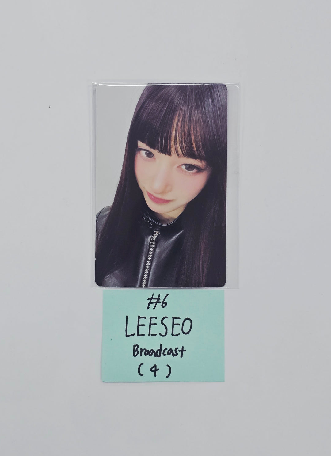 IVE "REVIVE+" - Broadcast Photocard [26.03.06]