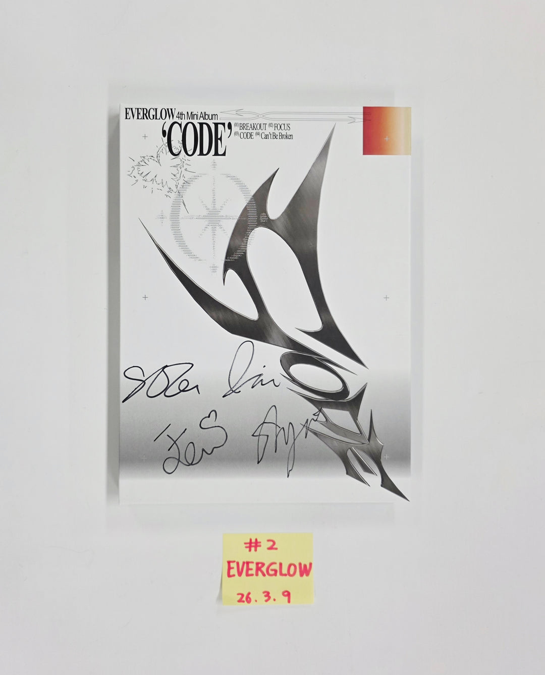 Everglow "CODE" - Hand Autographed(Signed) Promo Album [26.03.09]