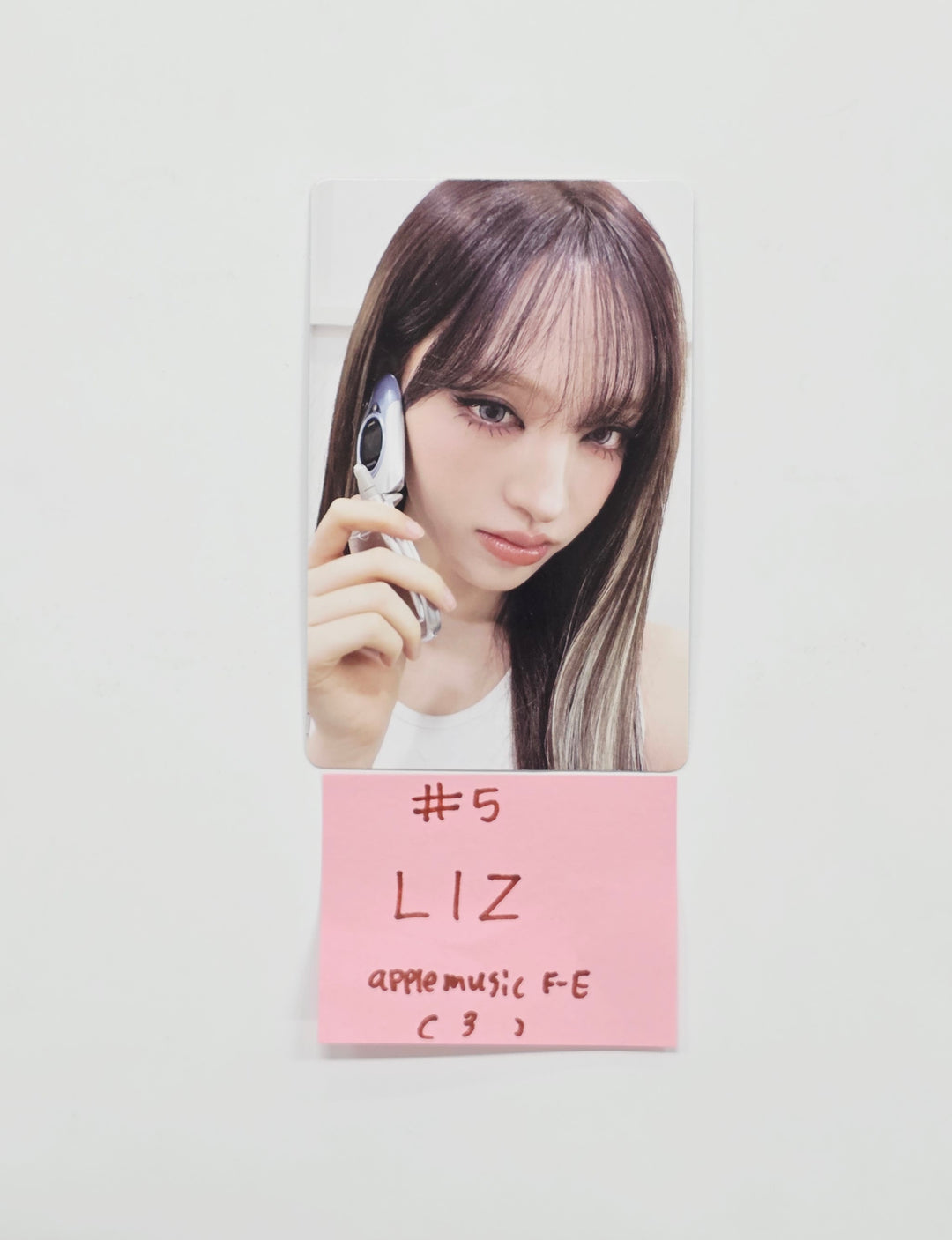 IVE "REVIVE+" - Apple Music Fansign Event Photocard [26.03.09]