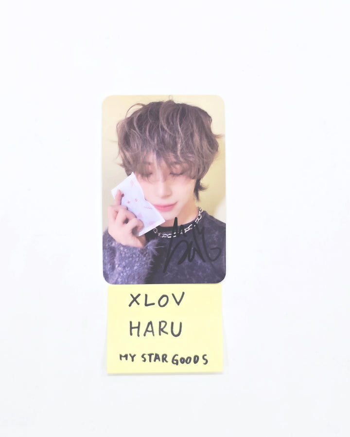 HARU (of XLOV) "UXLXVE" - Hand Autograhped(Signed) Photocard [26.03.09]