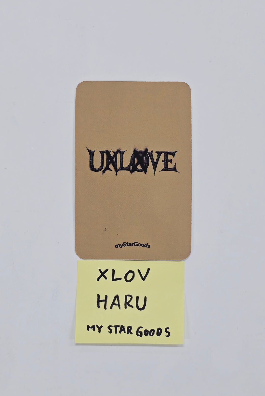 HARU (of XLOV) "UXLXVE" - Hand Autograhped(Signed) Photocard [26.03.09]