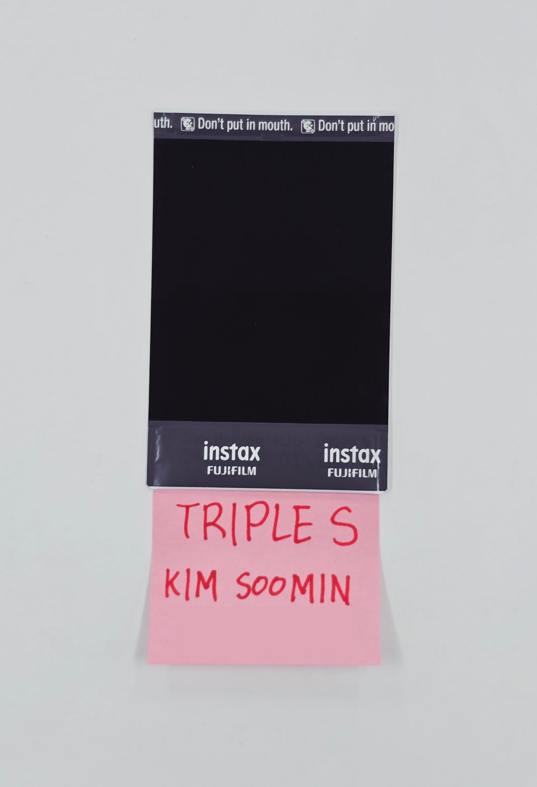 SooMin (of TripleS) - Hand Autographed(Signed) Polaroid [26.03.12]