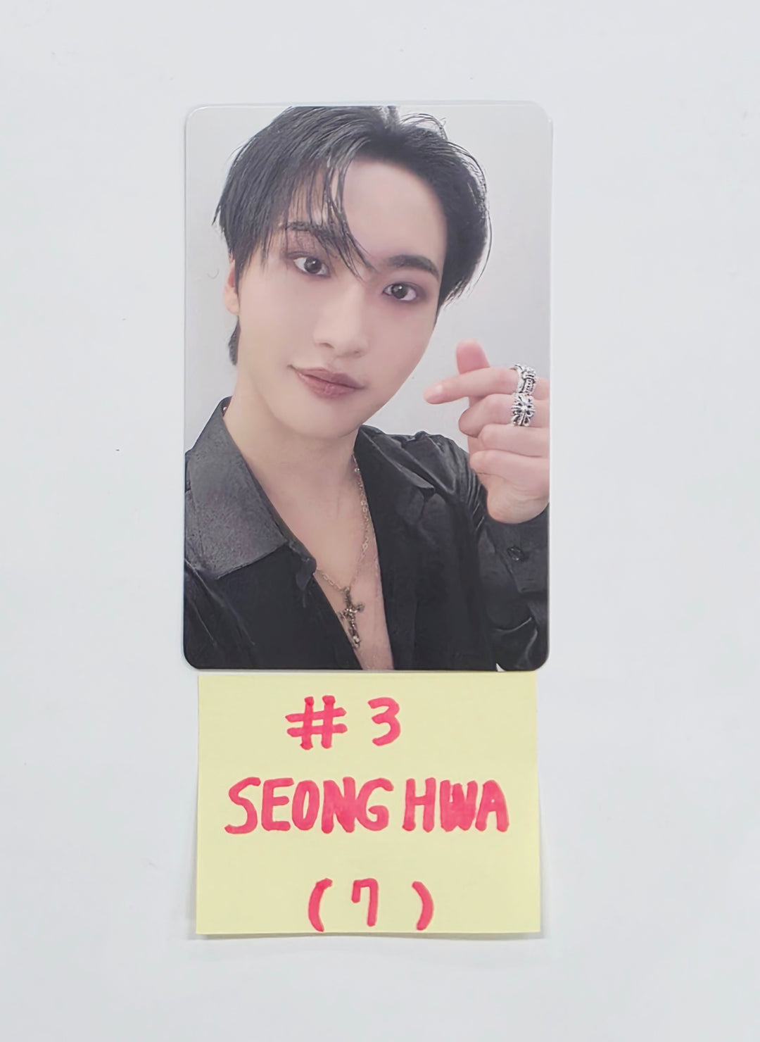 ATEEZ "Mighteez Wonder Room" - Pop-UP Store Official Random Trading Photocard [26.03.18]