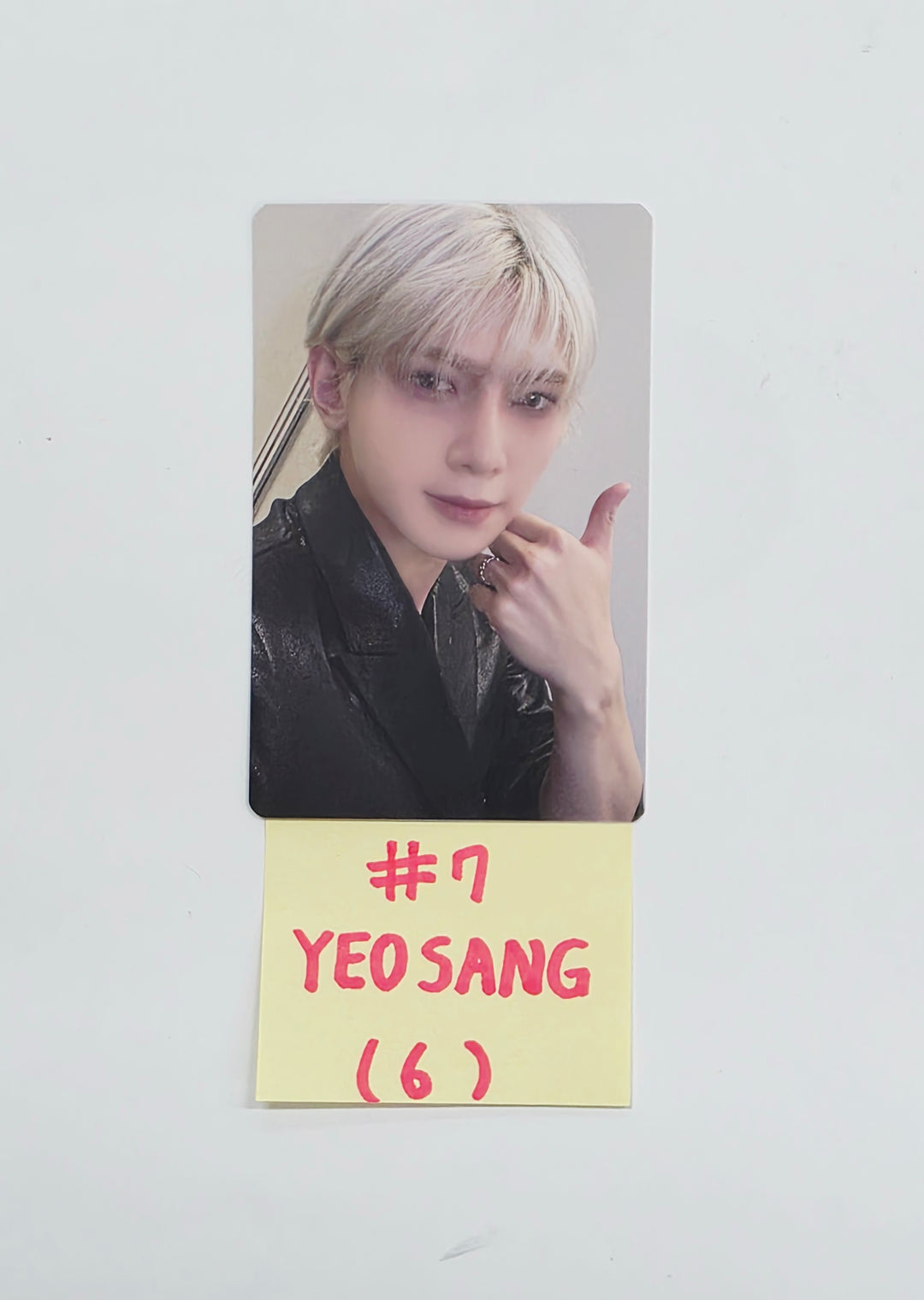 ATEEZ "Mighteez Wonder Room" - Pop-UP Store Official Random Trading Photocard [26.03.18]