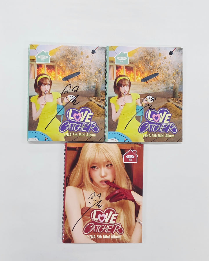 Yena "LOVE CATCHER" - Hand Autographed(Signed) Promo Album [26.03.20]