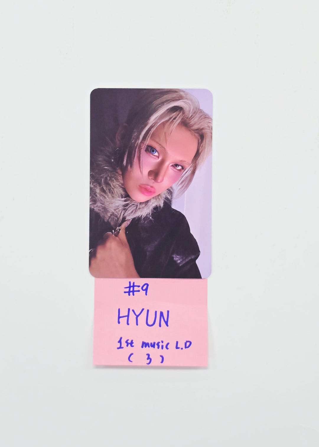 XLOV "UXLXVE" - 1st Music Lucky Draw Event Photocard [26.03.25]