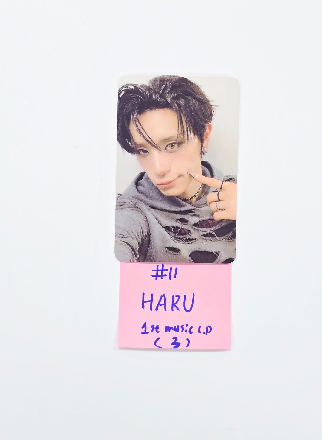 XLOV "UXLXVE" - 1st Music Lucky Draw Event Photocard [26.03.25]