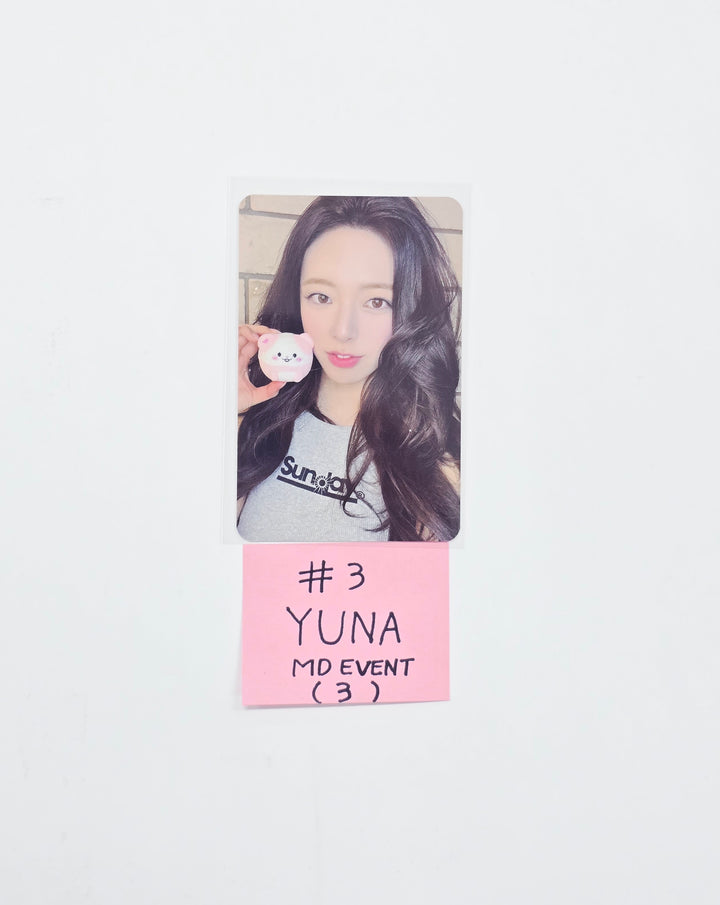 YUNA (of ITZY) "Ice Cream" - Pop-Up Store MD Event Photocard [26.03.25]