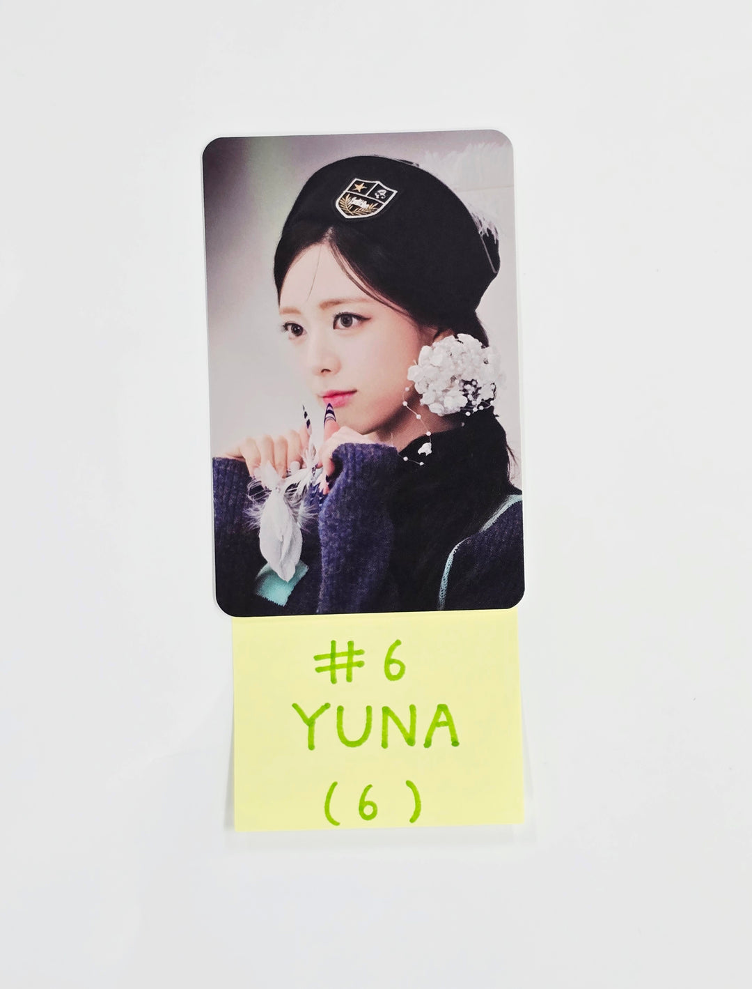 YUNA (of ITZY) "Ice Cream" - Pop-Up Store Trading Photocard [26.03.25]