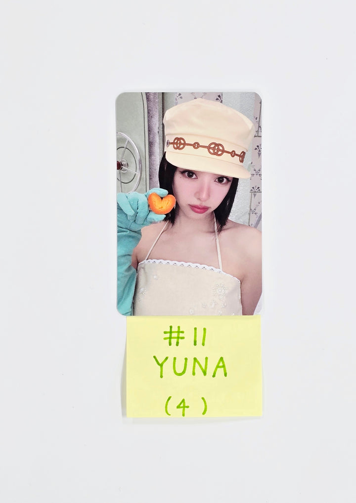 YUNA (of ITZY) "Ice Cream" - Pop-Up Store Trading Photocard [26.03.25]