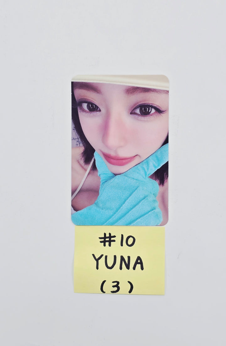 YUNA (of ITZY) "Ice Cream" - Official Photocard [26.03.25]
