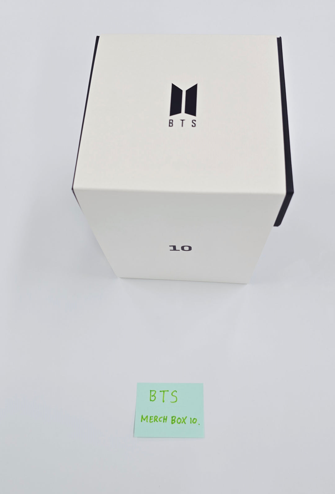 BTS - Merch Box 