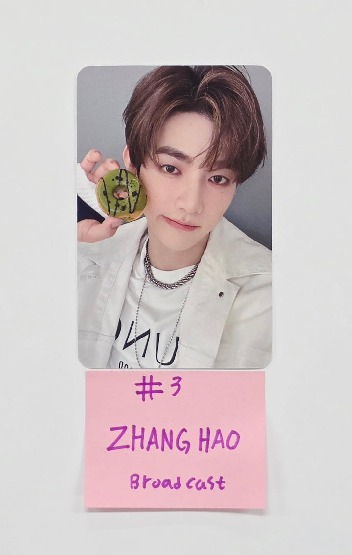 ZeroBaseOne - Comeback Show Broadcast Fan Giveaway Photocard [26.03.30]