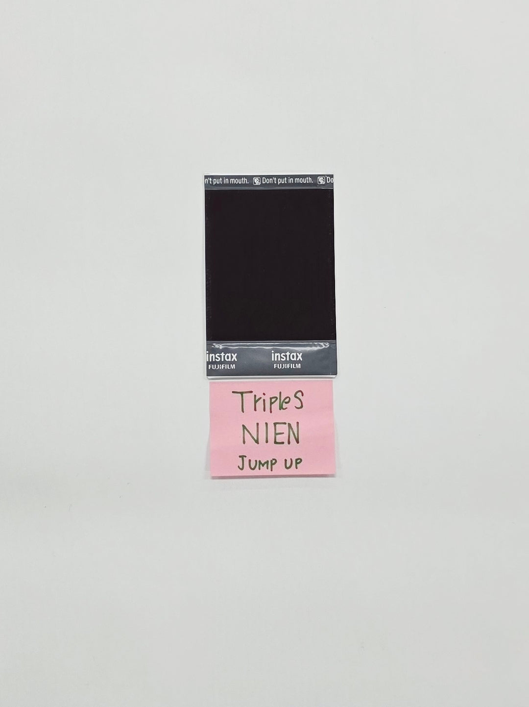 NIEN (of TripleS) - Hand Autographed(Signed) Polaroid [26.03.30]