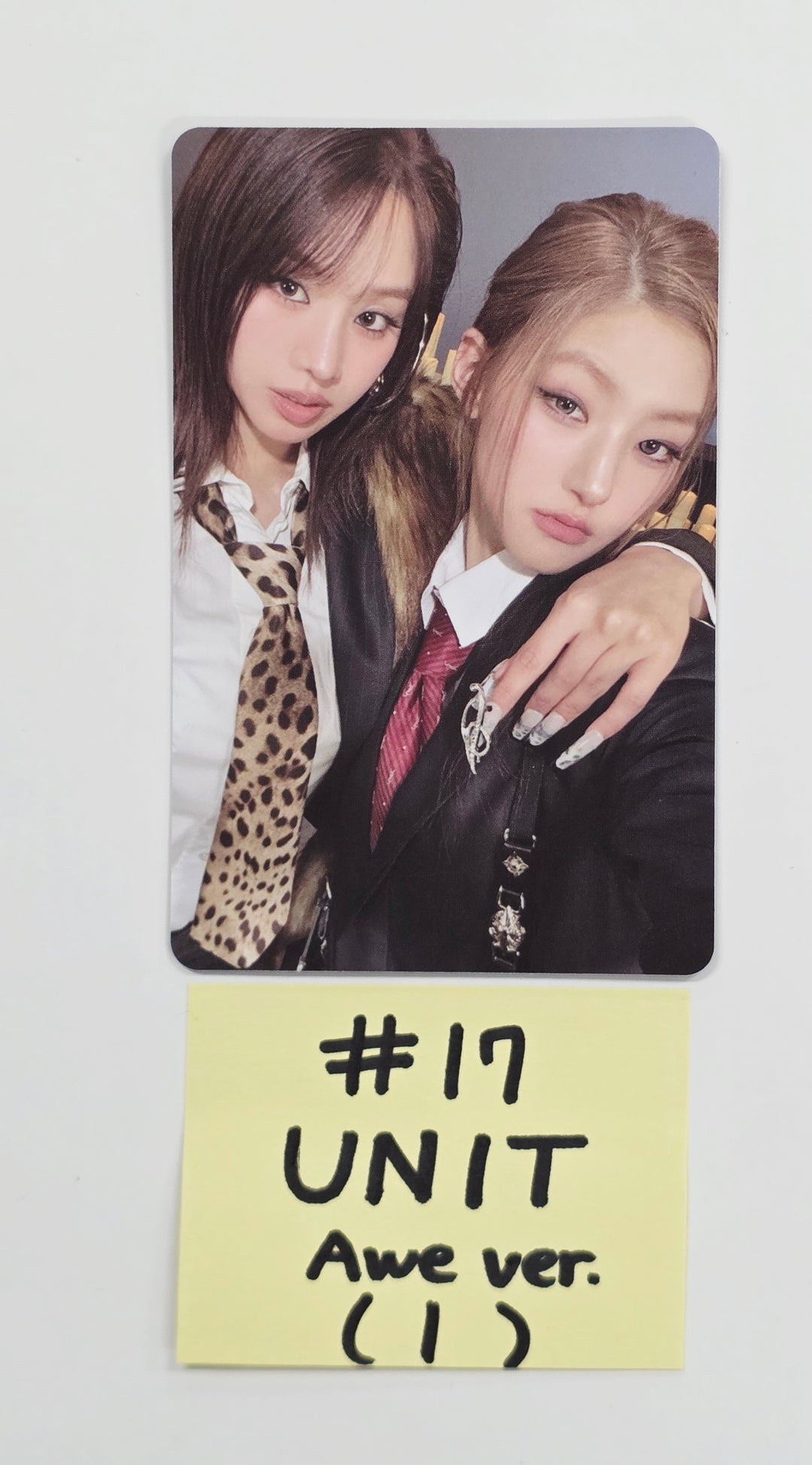 KISS OF LIFE "Who is she" - Official Photocard (Awe ver.) [26.04.07]