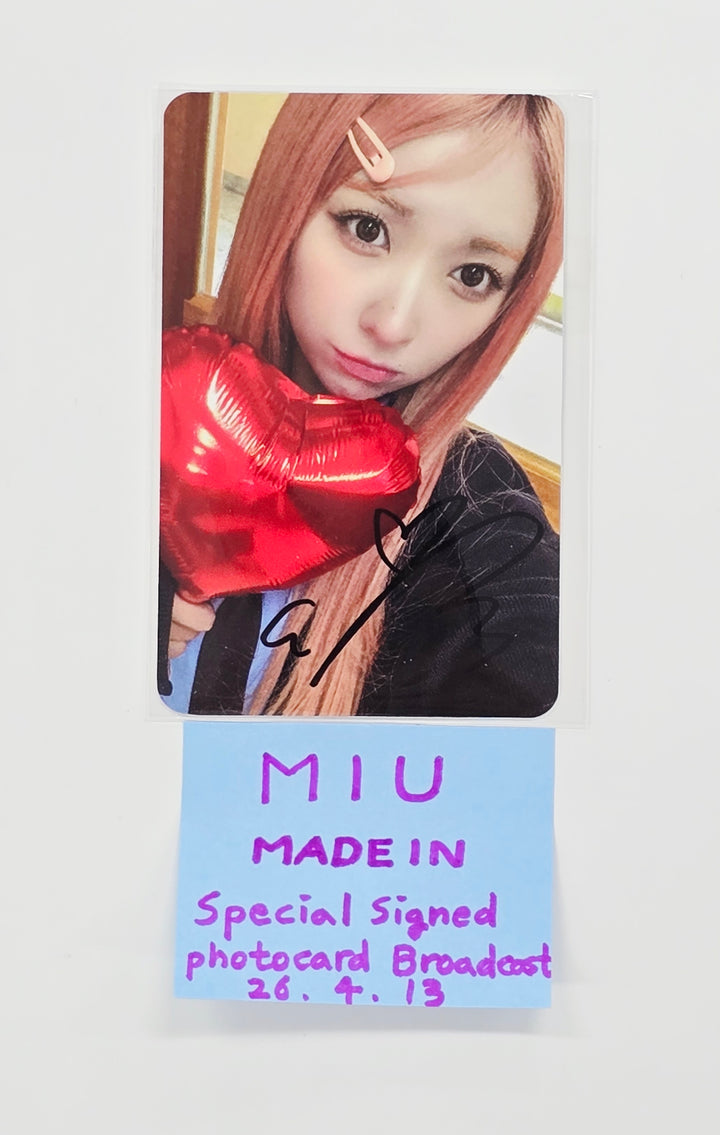 MIU (of MADEIN) "Girl Meets Boy" - Hand Autographed(Signed) Special Signed Broadcast Photocard [26.04.13]